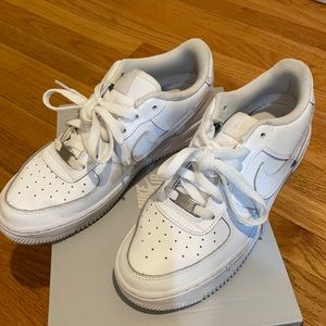 Nike Air Force 1 - Girls size 6 1/2 Youth / 7 1/2 Women’s